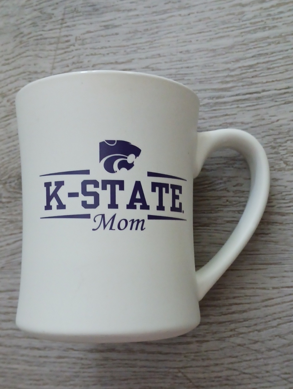 K-State Mom Ceramic Coffee Mug in White with Purple Logo